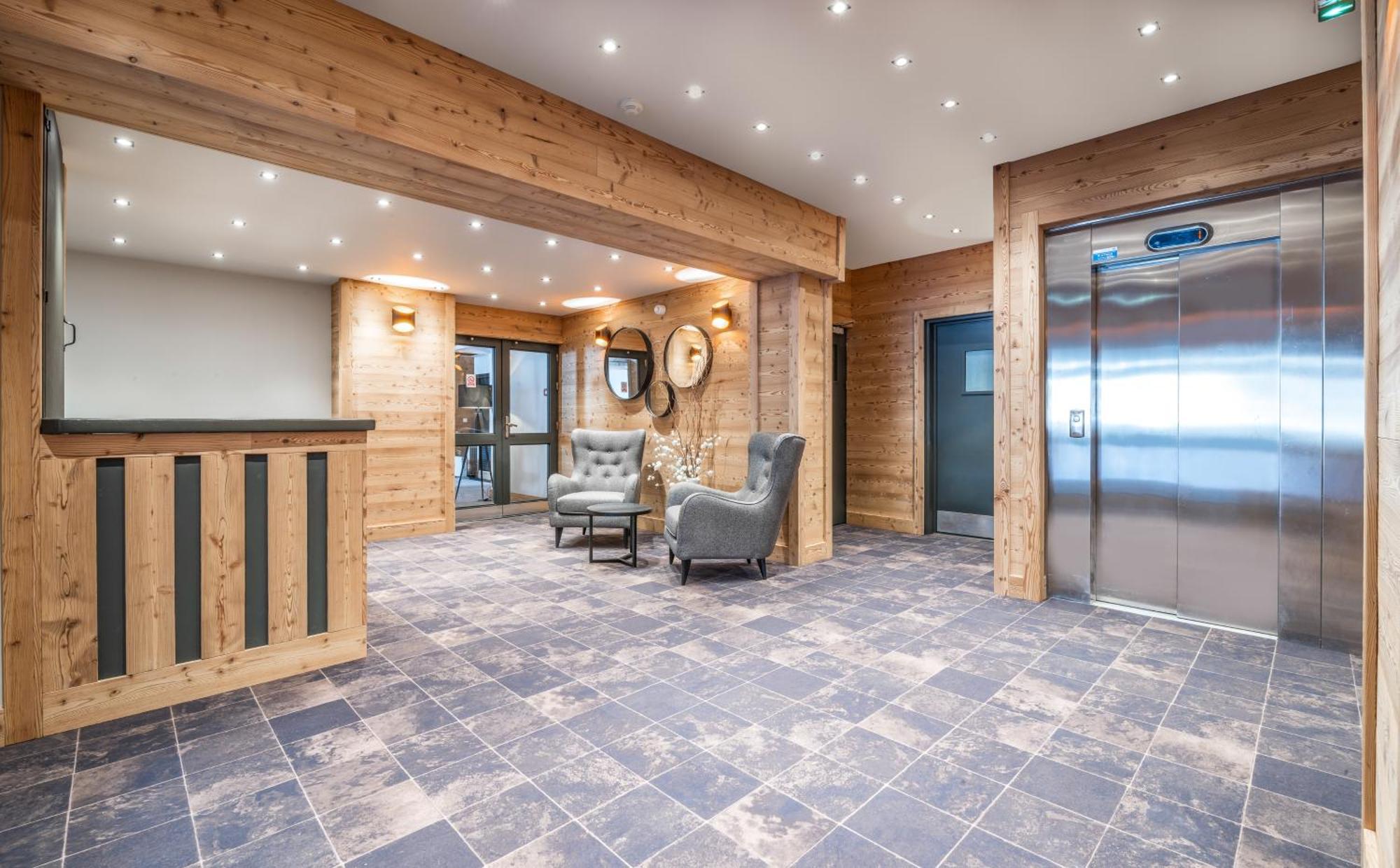 Chalet Hotel Ducs De Savoie Val-d'Isere Exterior photo