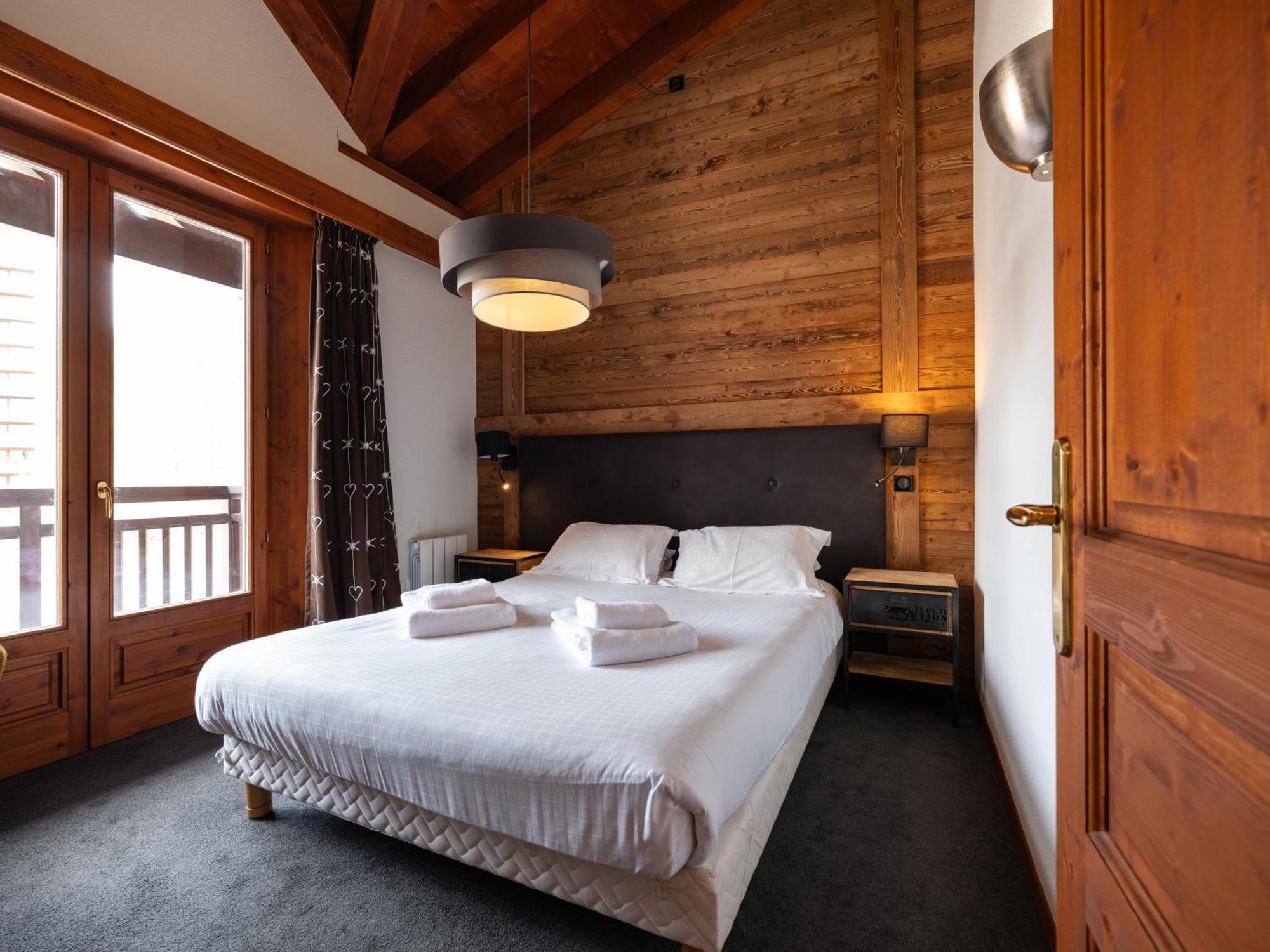 Chalet Hotel Ducs De Savoie Val-d'Isere Exterior photo