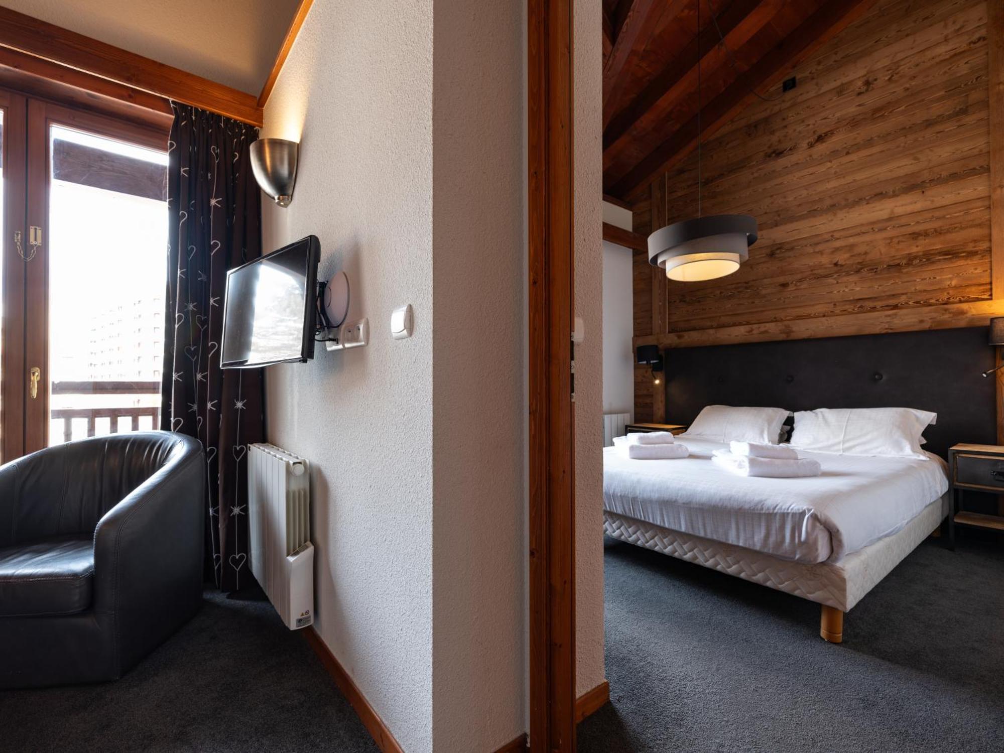 Chalet Hotel Ducs De Savoie Val-d'Isere Exterior photo